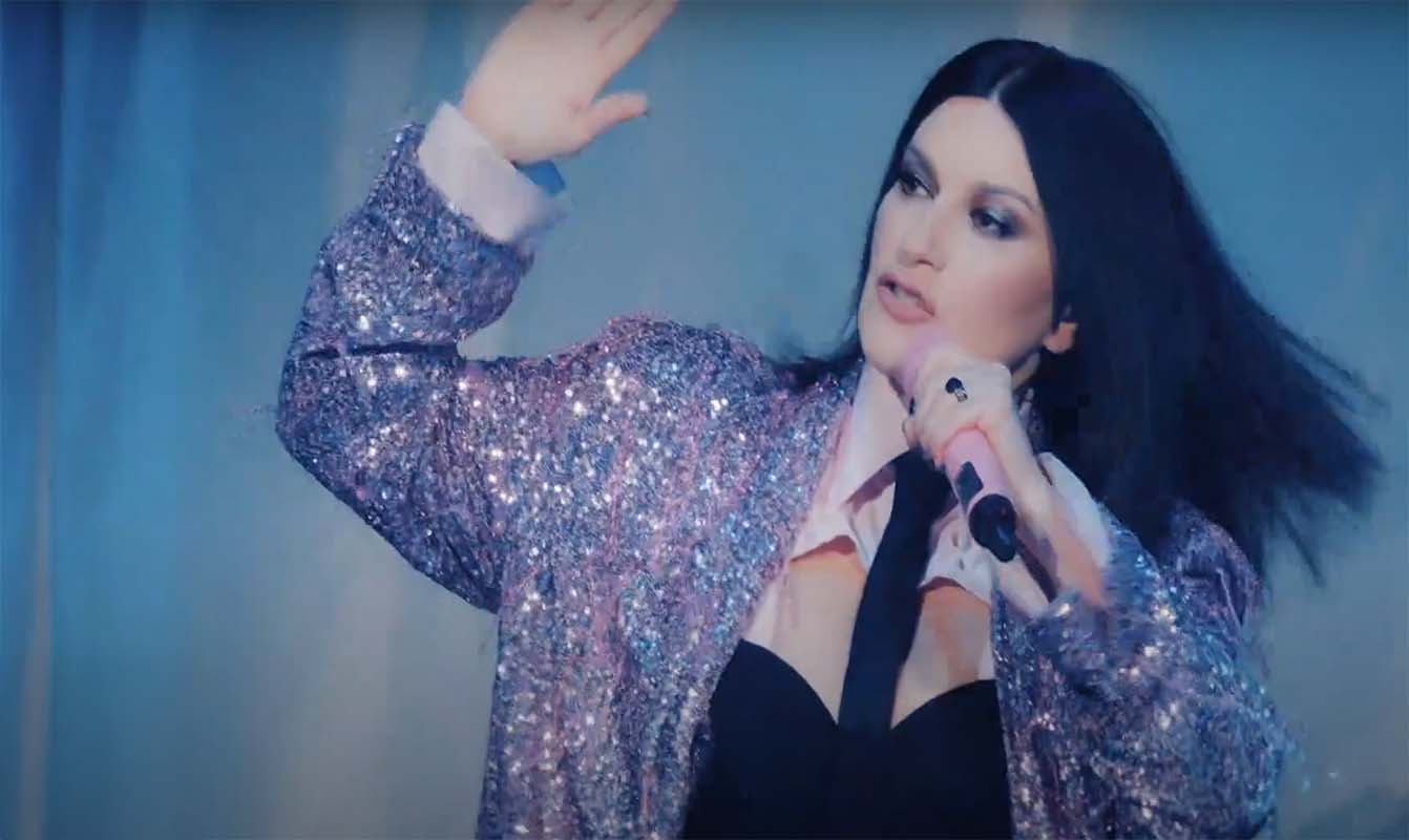 Laura 30 World Tour