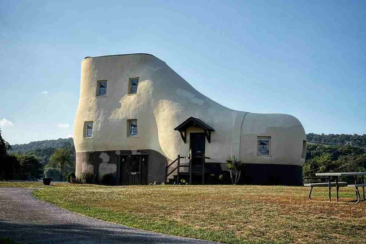 Haines Shoe House