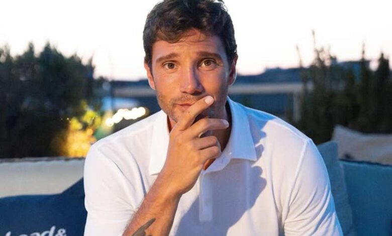 Stefano De Martino messo alle strette