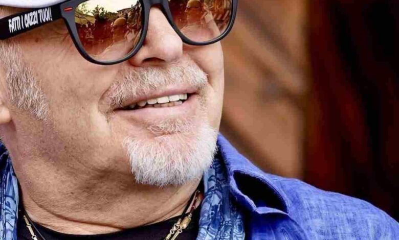 vasco rossi: ecco dove sta passando la sua estate, non è la puglia