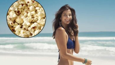 Situata nella zona settentrionale dell’isola, vicino alla città di Corralejo, Popcorn Beach (conosciuta anche come Playa del Bajo de la Burra)