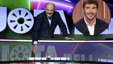 Il 25 settembre, durante la messa in onda della popolare trasmissione di Canale 5, Scotti ha lanciato un’ulteriore frecciata nei confronti