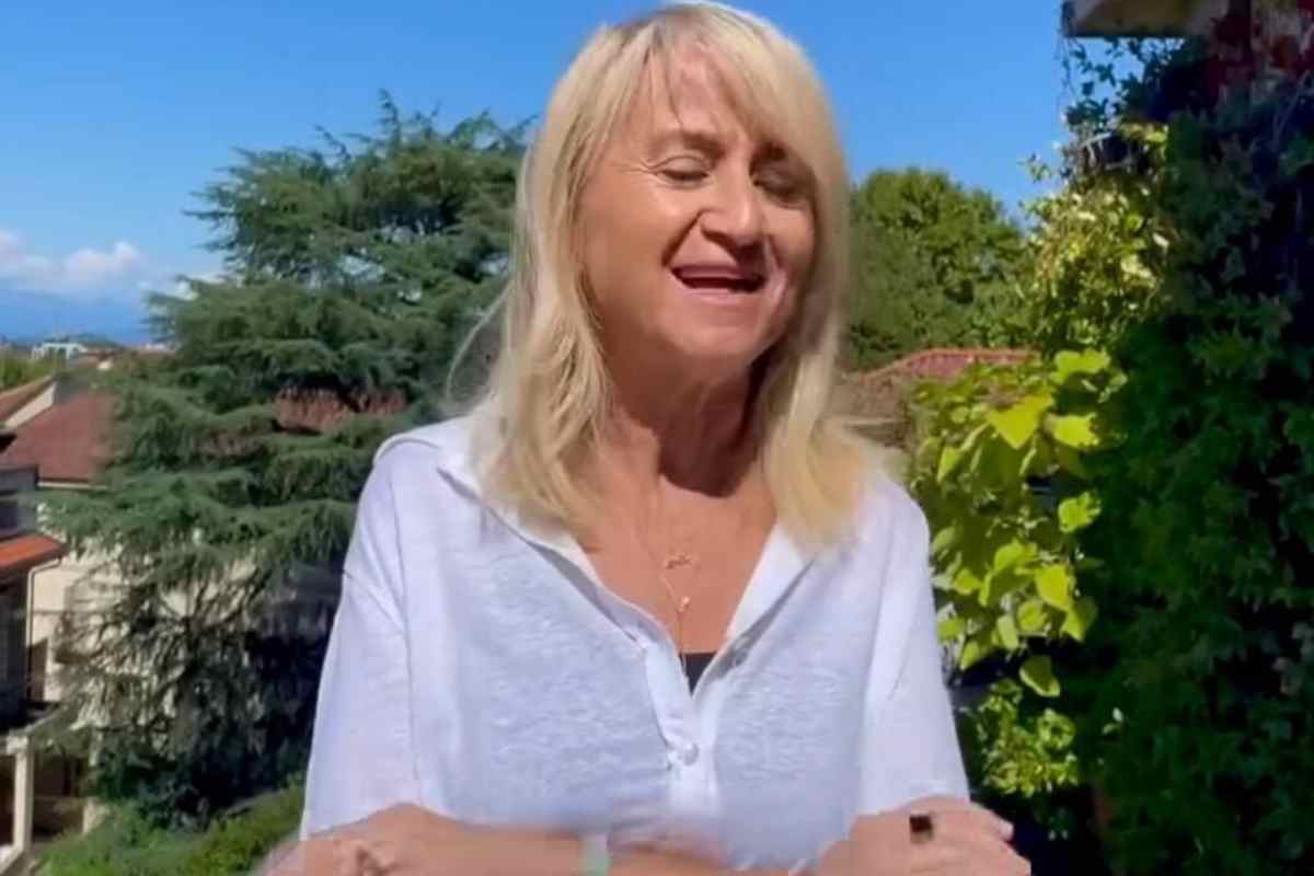 La casa bellissima e super chic di Luciana Littizzetto nel cuore di Torino, i dettagli