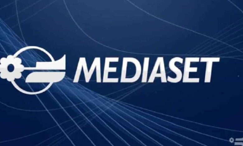 Mediaset, scoppia la coppia più amata: lei svela i dettagli