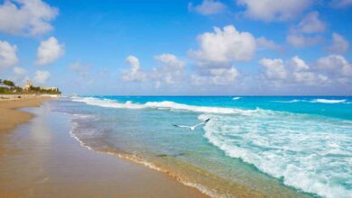 Altro che Puglia e Sardegna, questo paradiso in centro Italia costa la metà, i dettagli