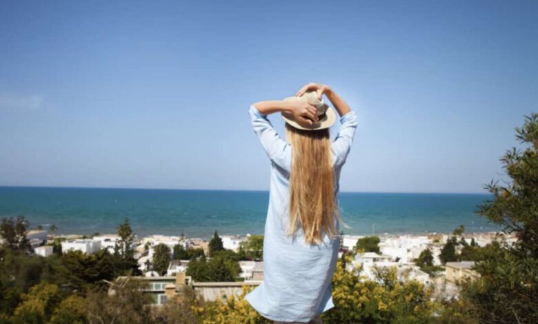 a Tunisia, ufficialmente Repubblica di Tunisia, con una popolazione di circa 12,3 milioni di abitanti, è uno Stato dell’Africa settentrionale bagnato dal Mar Mediterraneo