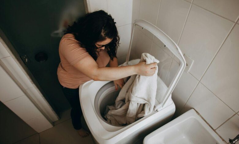Quando non fare la lavatrice per evitare consumi alti in bolletta